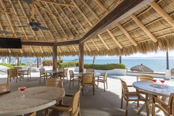 Vista Vallarta All Suites On The Beach
