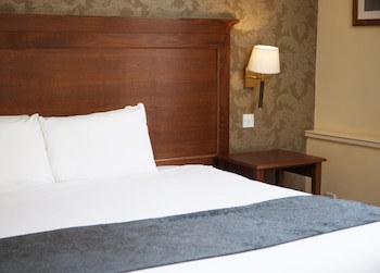 The Bell Hotel Thetford By Greene King Inns