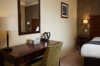 The Bell Hotel Thetford By Greene King Inns