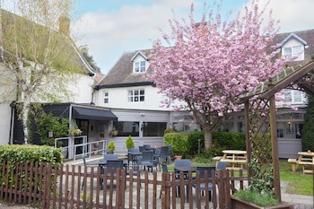 The Bell Hotel Thetford By Greene King Inns