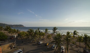 Balcon Del Mar Beach Front Hotel