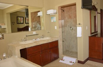 Balcon Del Mar Beach Front Hotel