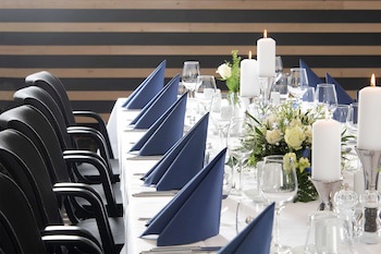 Park Inn By Radisson Oslo Airport Hotel West