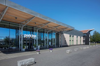 Park Inn By Radisson Oslo Airport Hotel West