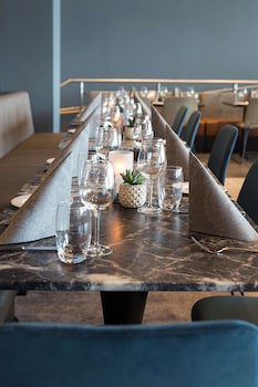 Park Inn By Radisson Oslo Airport Hotel West