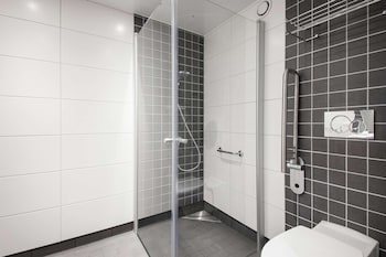 Park Inn By Radisson Oslo Airport Hotel West