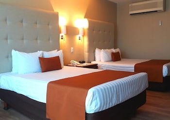 El Diplomatico Hotel