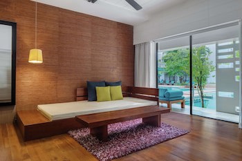 Doubletree By Hilton Phuket Banthai Resort