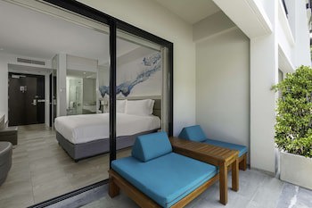 Doubletree By Hilton Phuket Banthai Resort