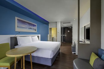 Doubletree By Hilton Phuket Banthai Resort