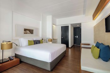 Doubletree By Hilton Phuket Banthai Resort