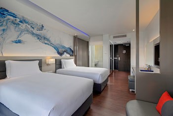 Doubletree By Hilton Phuket Banthai Resort