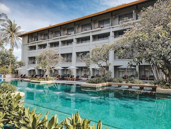 Doubletree By Hilton Phuket Banthai Resort