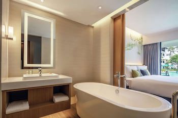 Doubletree By Hilton Phuket Banthai Resort