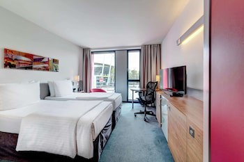 Hilton Garden Inn Stuttgart Neckar Park galeri fotoğrafı
