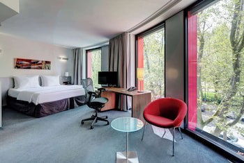 Hilton Garden Inn Stuttgart Neckar Park galeri fotoğrafı