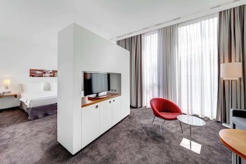 Hilton Garden Inn Stuttgart Neckar Park galeri fotoğrafı