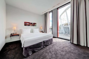 Hilton Garden Inn Stuttgart Neckar Park galeri fotoğrafı