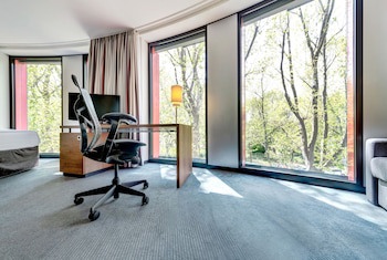 Hilton Garden Inn Stuttgart Neckar Park galeri fotoğrafı