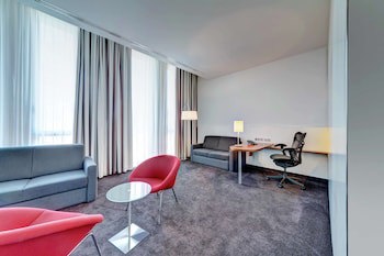 Hilton Garden Inn Stuttgart Neckar Park galeri fotoğrafı