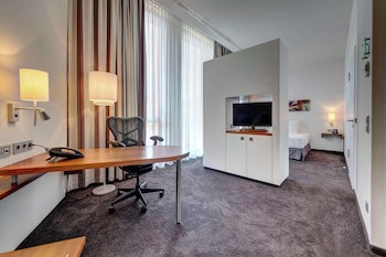 Hilton Garden Inn Stuttgart Neckar Park galeri fotoğrafı