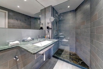 Hilton Garden Inn Stuttgart Neckar Park galeri fotoğrafı