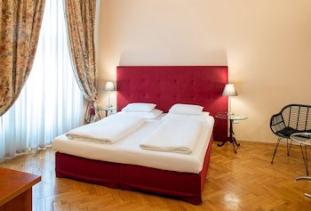 Boutique Hotel Dom - Rooms & Suites