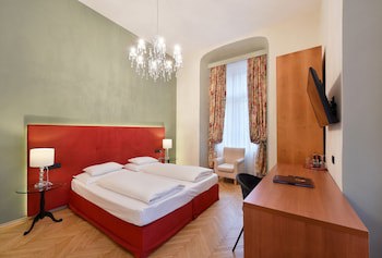 Boutique Hotel Dom - Rooms & Suites