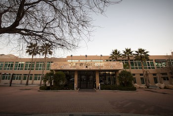 Century Park Hotel