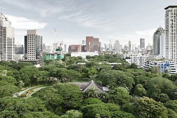 Bliston Suwan Park View