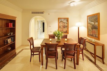 Vasari Resort