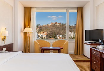 Aro Palace Hotel