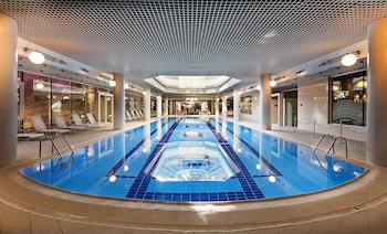 Aro Palace Hotel