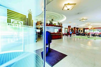 Aro Palace Hotel