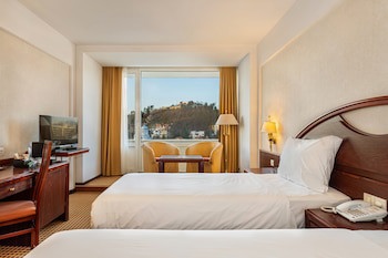 Aro Palace Hotel