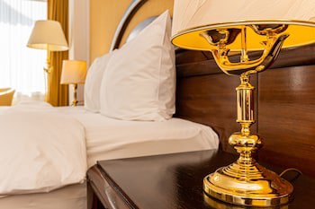 Aro Palace Hotel