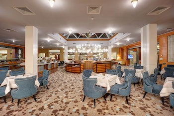 Aro Palace Hotel