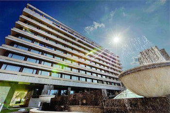 Aro Palace Hotel
