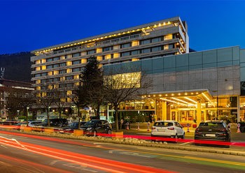 Aro Palace Hotel