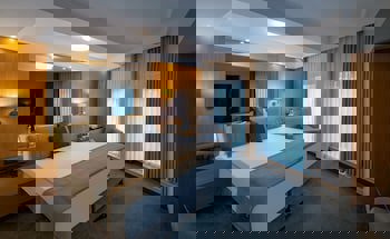 Tan Hotel - Special Class