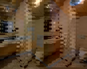 Tan Hotel - Special Class