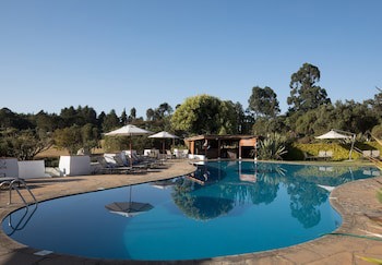 Fairmont Mount Kenya Safari