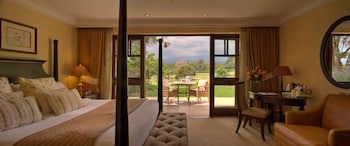 Fairmont Mount Kenya Safari