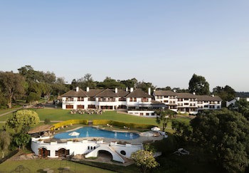 Fairmont Mount Kenya Safari