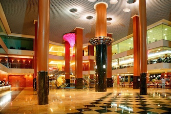 Ar Diamante Beach Spa & Convention Center