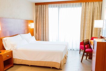 Ar Diamante Beach Spa & Convention Center