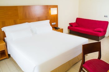 Ar Diamante Beach Spa & Convention Center