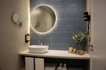 Ar Diamante Beach Spa & Convention Center
