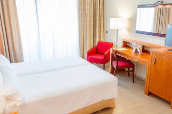 Ar Diamante Beach Spa & Convention Center