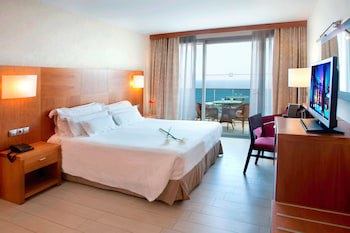 Ar Diamante Beach Spa & Convention Center
